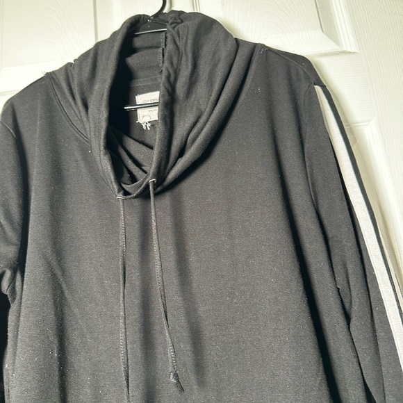 Stylish Black Cowl Neck Sweater with White Stripes - Picture 4 of 6